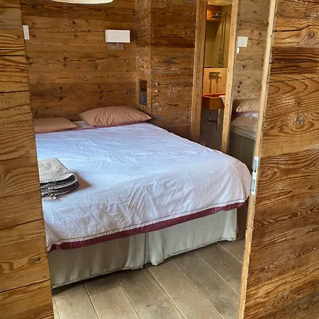 Апартаменти Valmont In Center